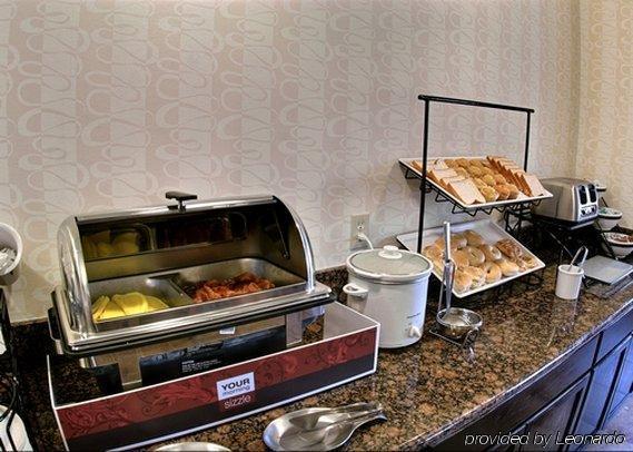 Comfort Inn & Suites Lawrence - University Area Restaurang bild