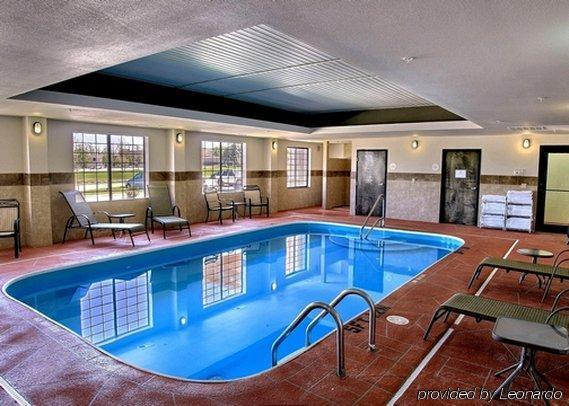 Comfort Inn & Suites Lawrence - University Area Exteriör bild